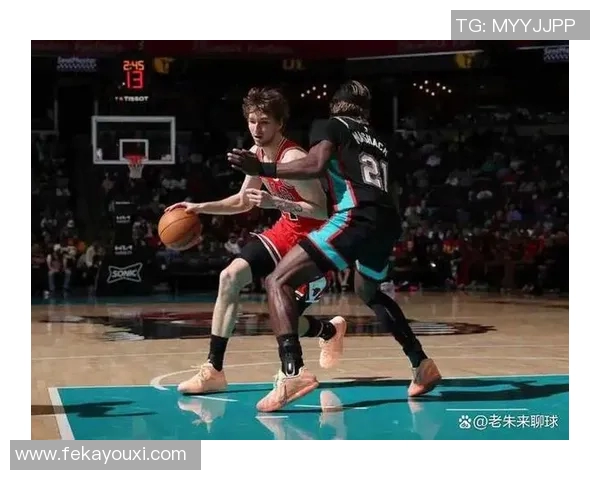 热火与灰熊精彩对决视频回顾NBA赛季精彩瞬间一览